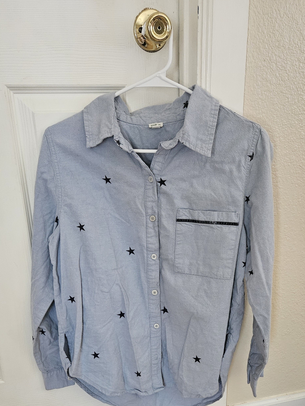 aerie Blue Button-Up Shirt with Dark Blue Star Motif